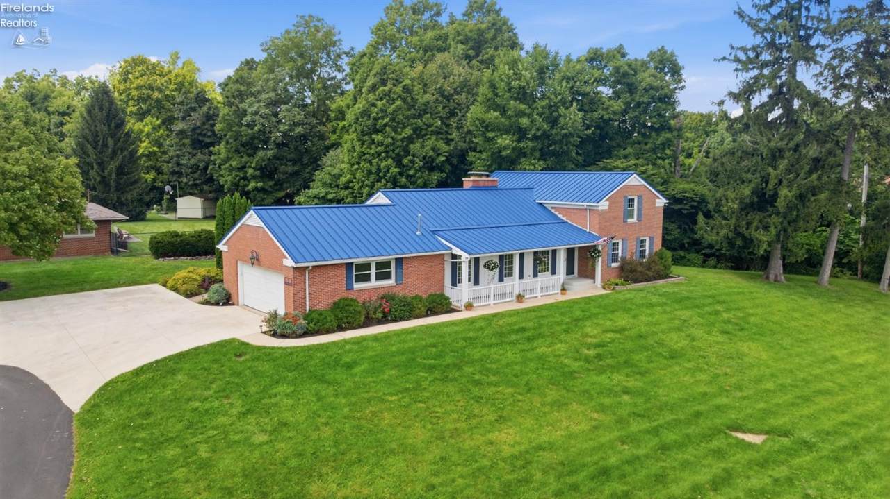 9 Meadow Lane - Photo 1