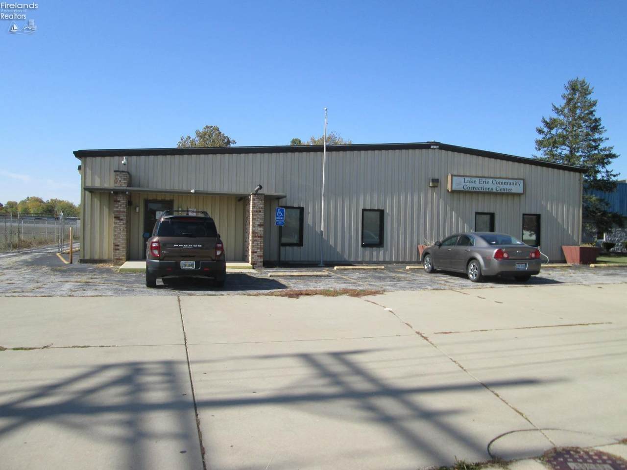 1845 Superior Street - Photo 1