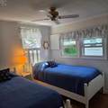 422 Oak Avenue - Photo 17