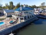 42 Gone Fishin - Photo 14