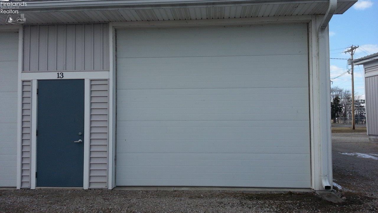 5460 Port Clinton Eastern - Photo 1