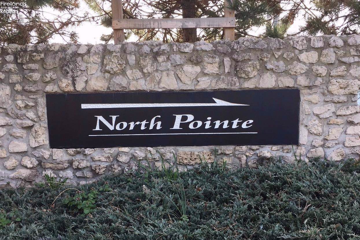 10 Bay Pointe Circle - Photo 1