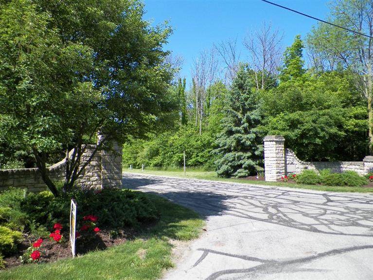 3901 Coachmans Trail - Photo 1