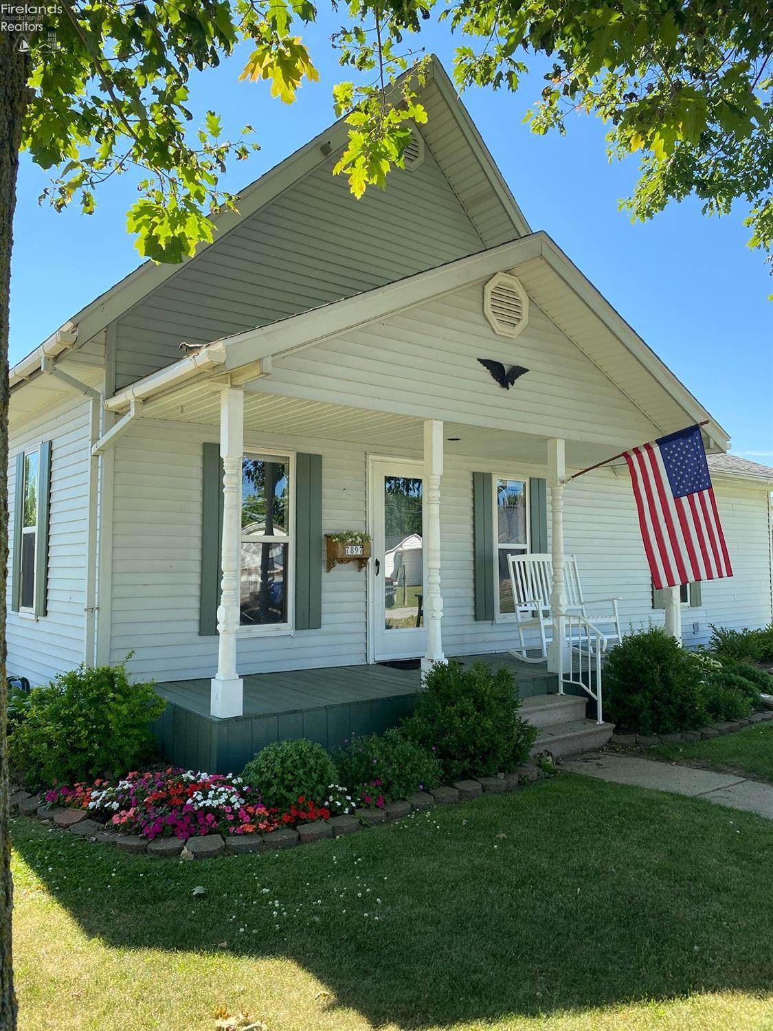 7897 Fort Street - Photo 1