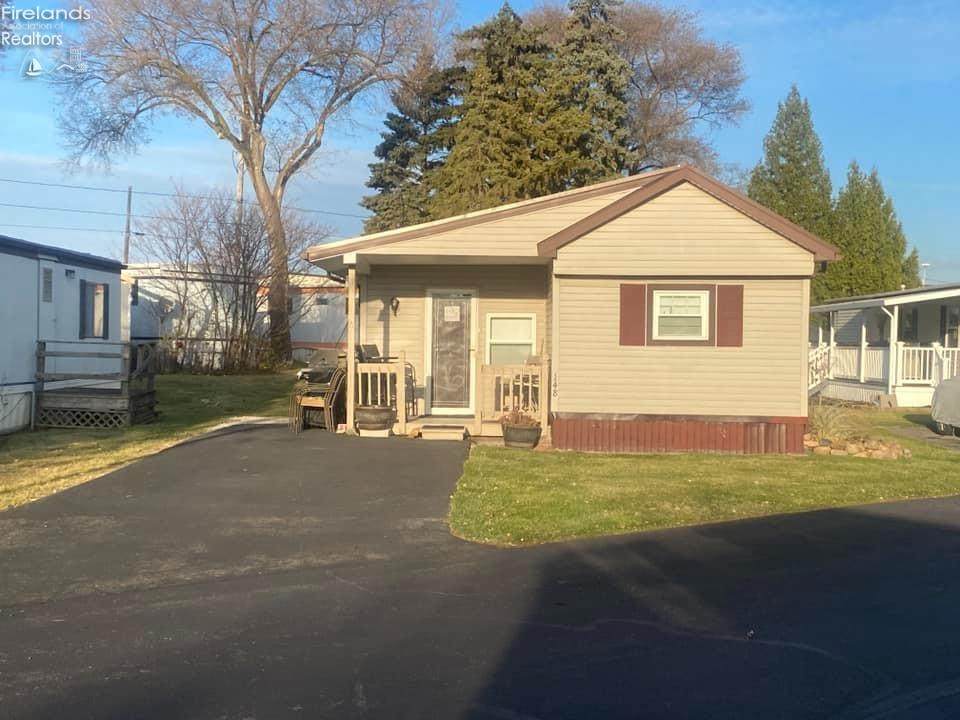 1859 Catawba Road - Photo 1