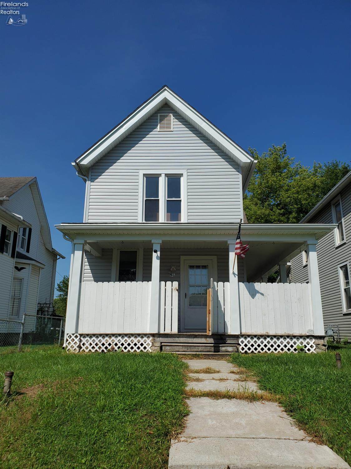 96 Circular Street - Photo 1