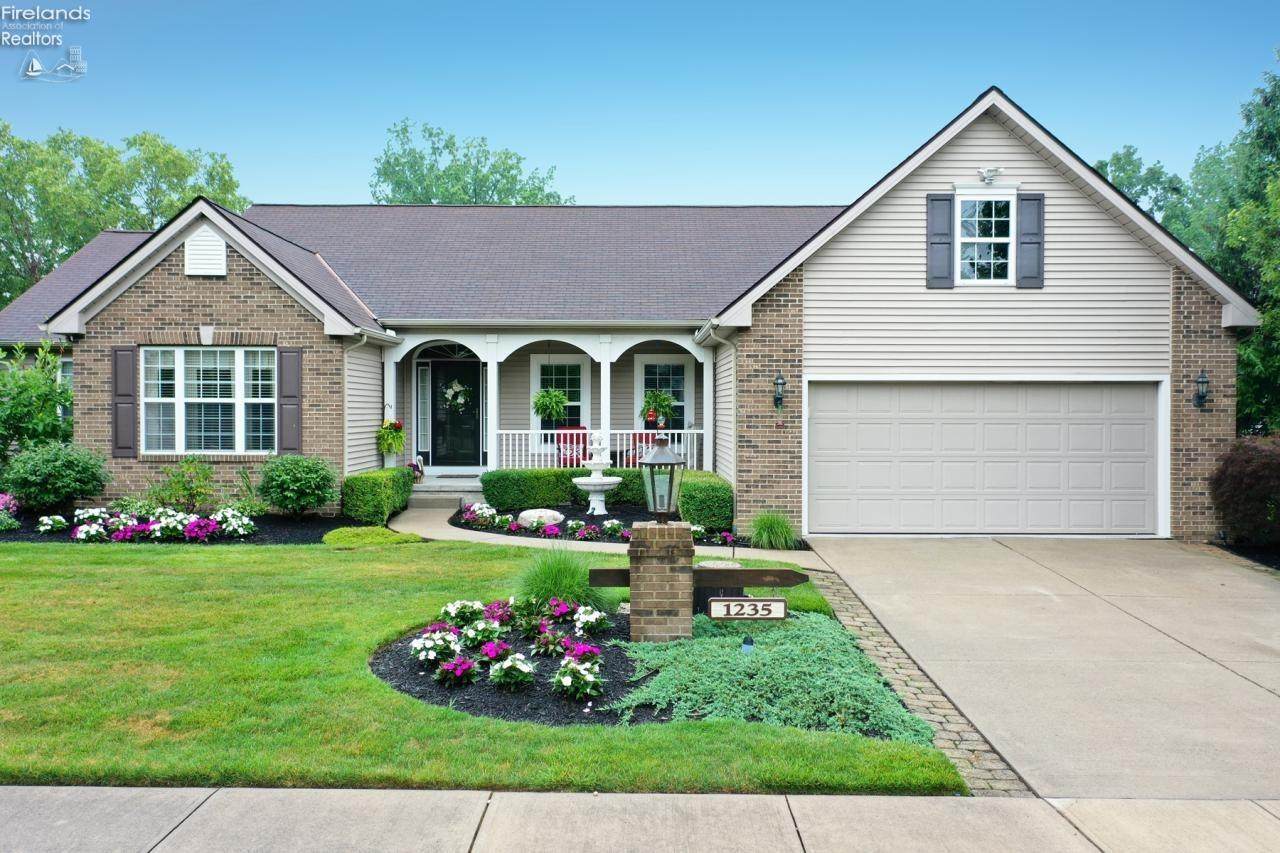 1235 Cherokee Path - Photo 1
