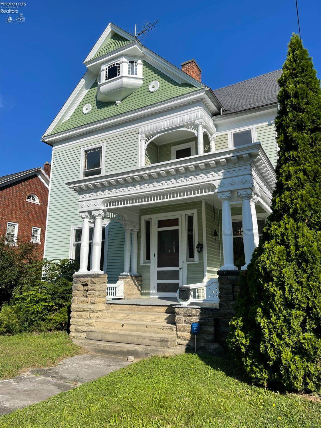 88 Main Street - Photo 1
