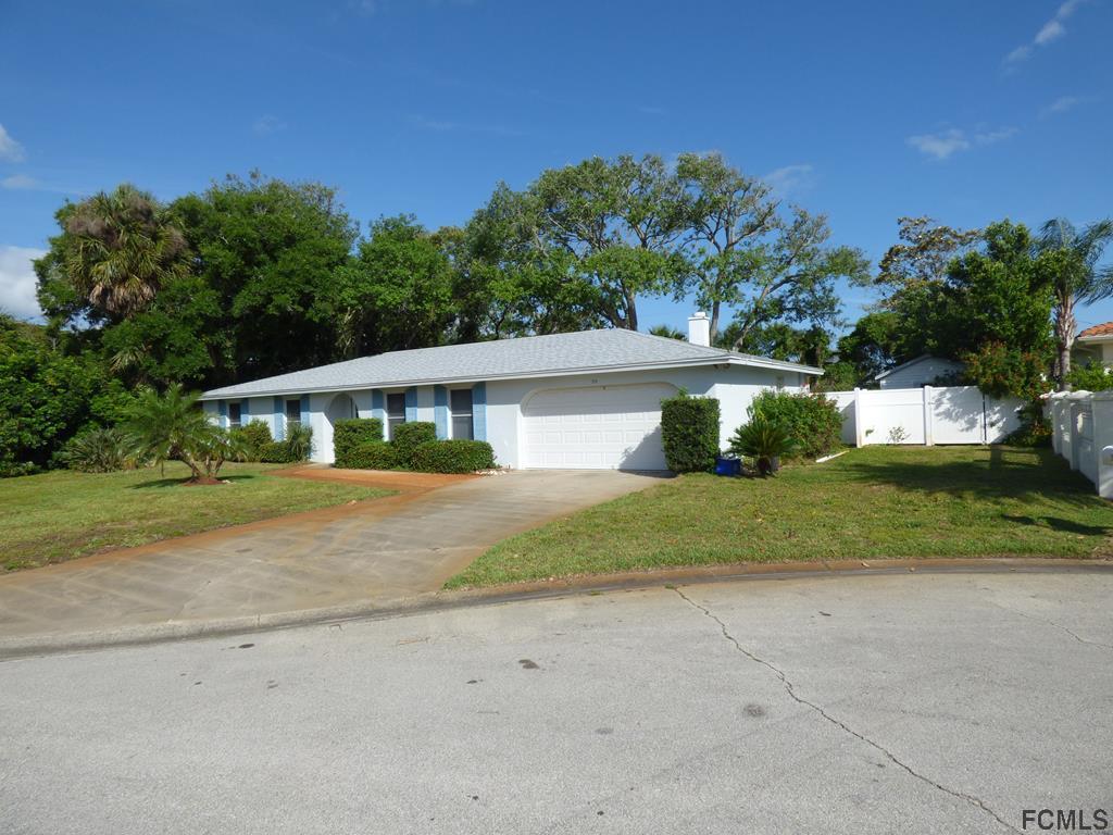 35 Dresden Circle - Photo 1