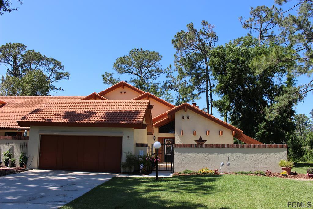 15 Village Circle - Photo 1