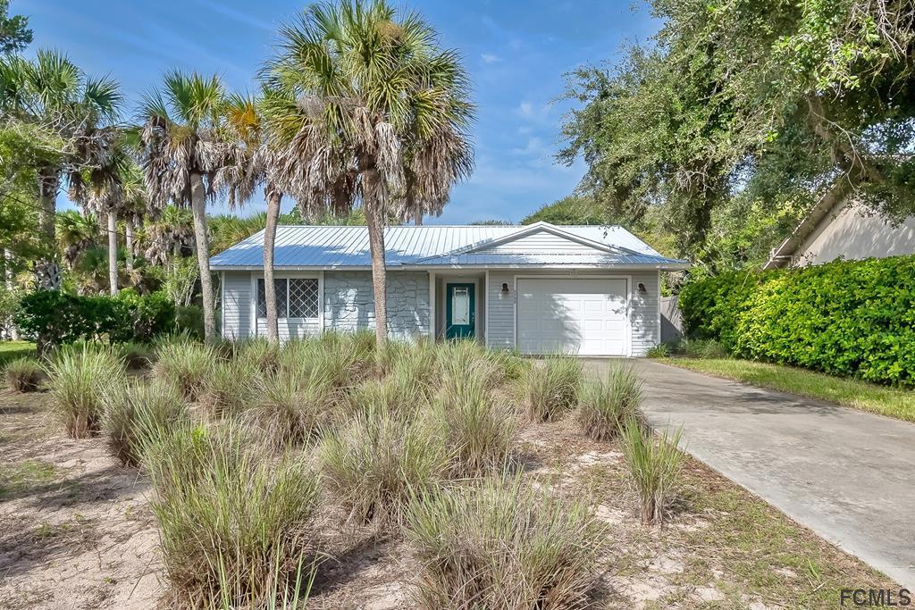 1732 Daytona Ave - Photo 1