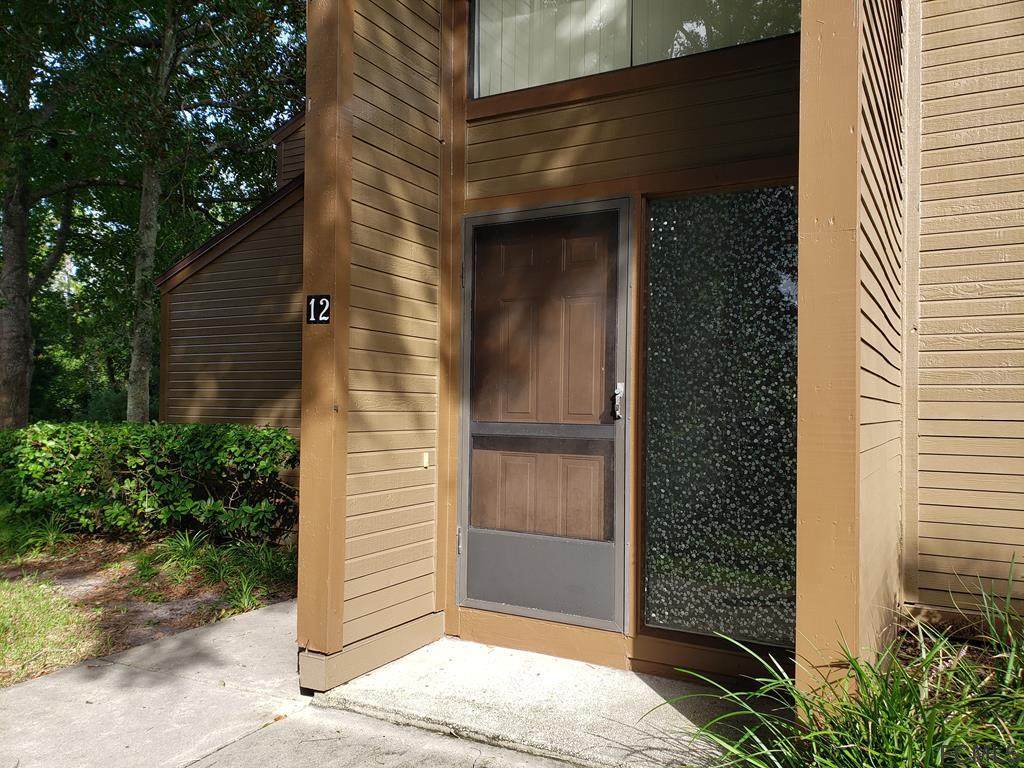 12 Surrey Ct - Photo 1