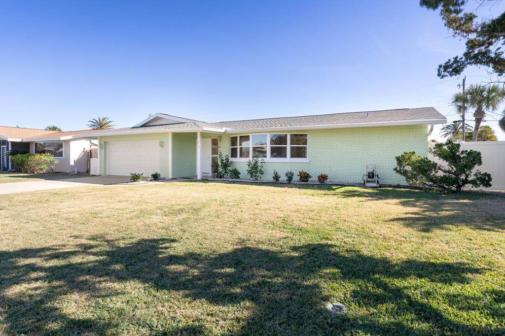210 Royal Dunes Blvd - Photo 1