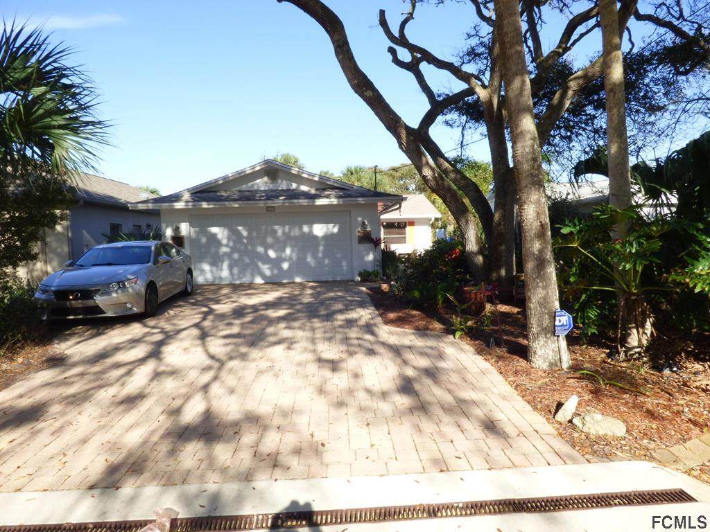 1017 Flagler Ave S - Photo 1