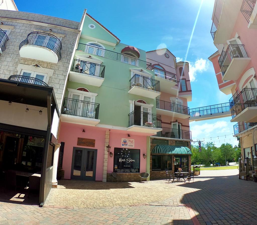 101 Palm Harbor Pkwy - Photo 1