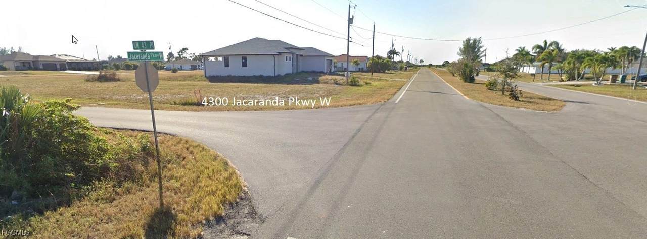 4300 Jacaranda Parkway - Photo 1