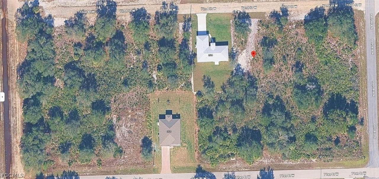 2517 72nd Street - Photo 1