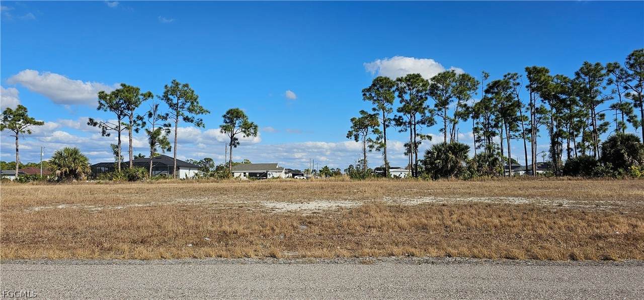 2819 26th Place - Photo 1