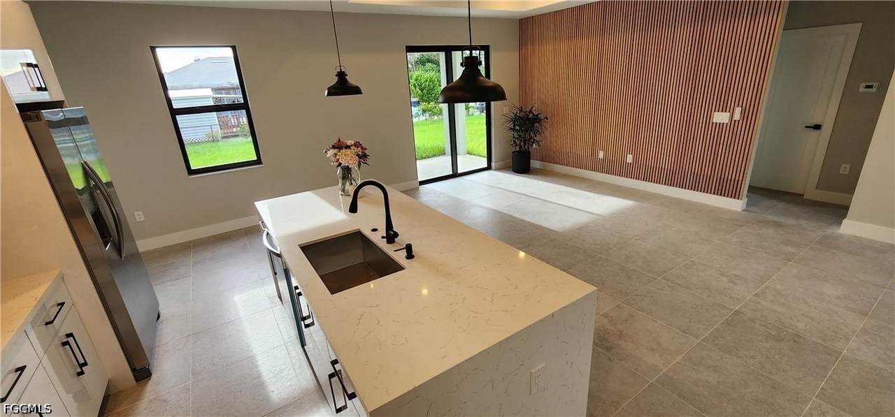 758 Worth Avenue - Photo 1