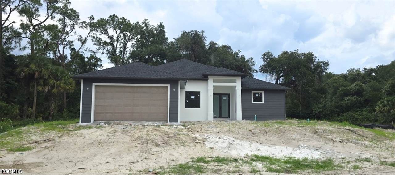 2407 19th Street - Photo 1