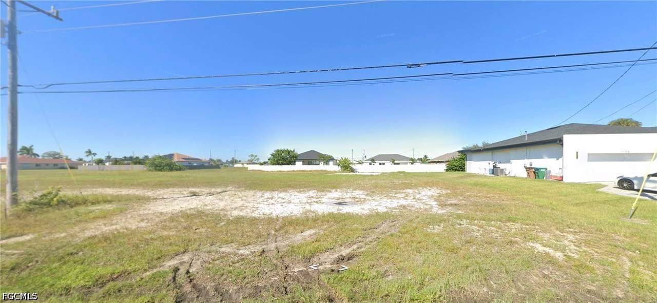 1109 Diplomat Parkway - Photo 1