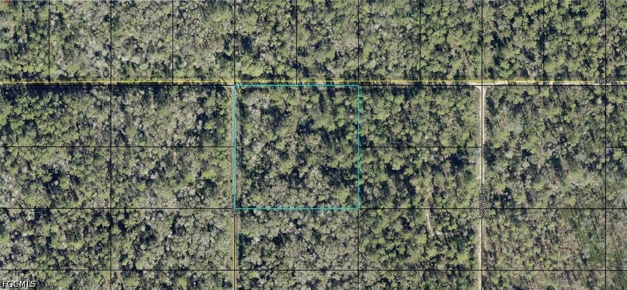 1-10-28-2775-00040-0 Lars Avenue - Photo 1