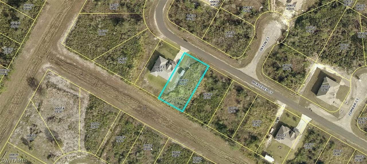 417 Mercedes Court - Photo 1