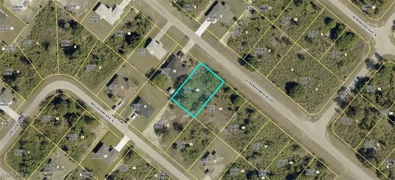 412 Eisenhower Boulevard - Photo 1