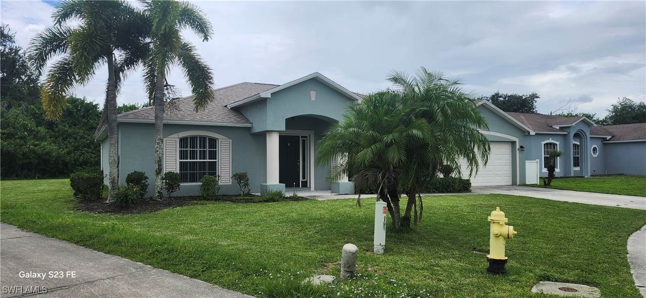 2682 Nature Pointe Loop - Photo 1