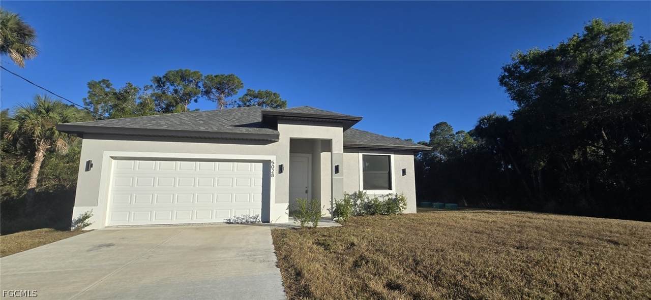 5028 Tradewinds Circle - Photo 1
