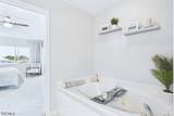 925 47th Terrace - Photo 16