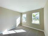 422 Spring Hill Lake Loop - Photo 11