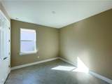 422 Spring Hill Lake Loop - Photo 8