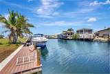 856 Oak Street - Photo 18
