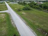 818 32nd Lane - Photo 4