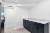 2067 Lakeview Boulevard - Photo 8