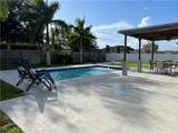 852 7th Place - Photo 5