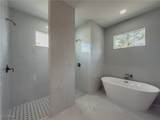 6137 Higgins Avenue - Photo 16