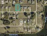 1439 33rd Terrace - Photo 2