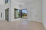 5653 Riverside Drive - Photo 4