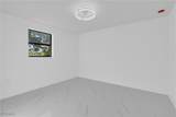 356 New York Drive - Photo 20