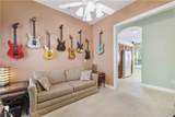 1915 Roosevelt Avenue - Photo 36