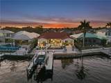 5661 Riverside Drive - Photo 46