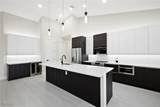819 16th Terrace - Photo 12