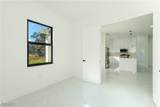 922 Sunrise Boulevard - Photo 32