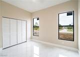 742 Jaguar Boulevard - Photo 10