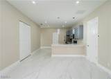 742 Jaguar Boulevard - Photo 4