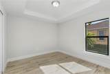346 28th Place - Photo 20