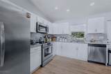 5013 Tradewinds Circle - Photo 9