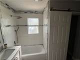 1127 Gifford Avenue - Photo 3